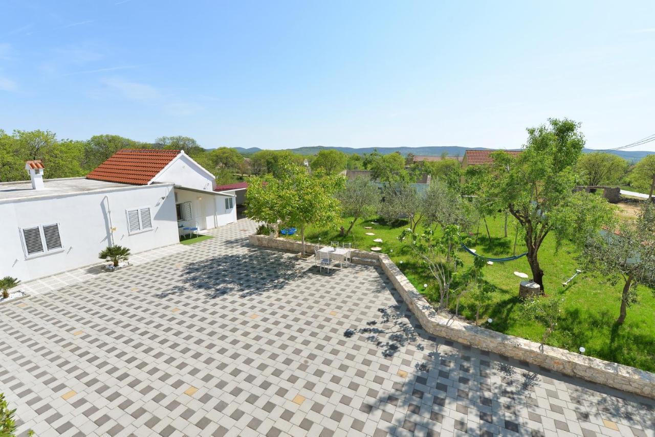House Vidamo - Vacation Home With Swimming Pool Mala Cista Exterior foto
